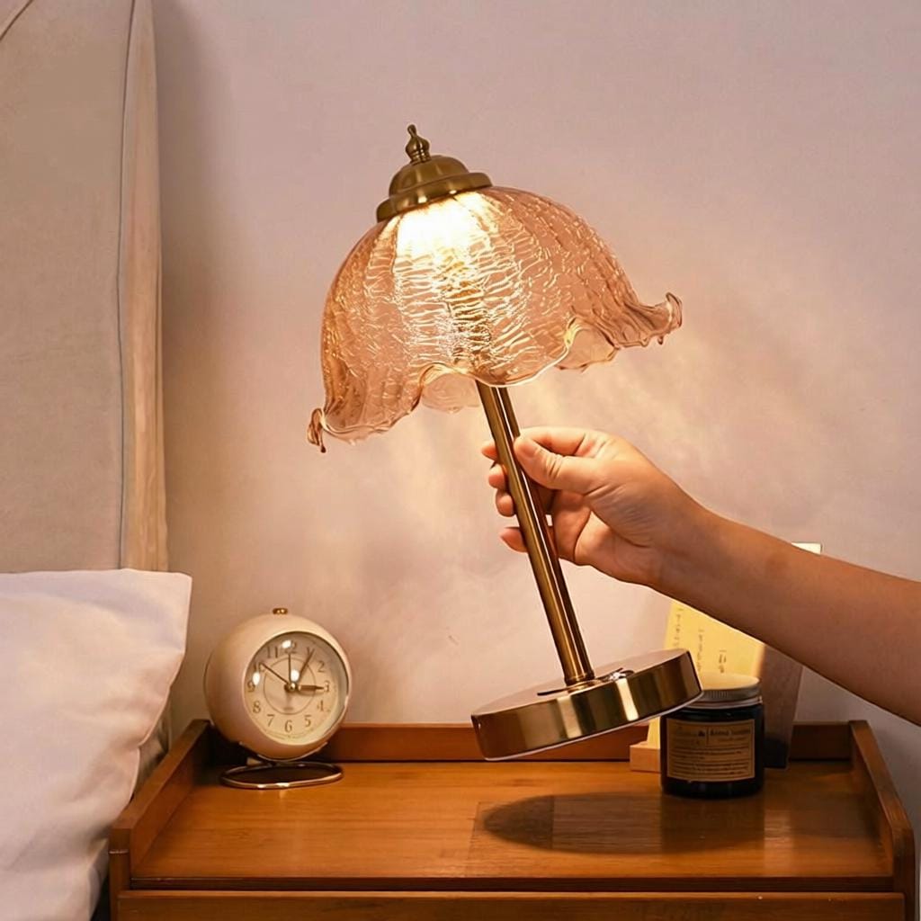 Belvarith | Crystal Table Lamp - Detail View #4 | HomeCartel