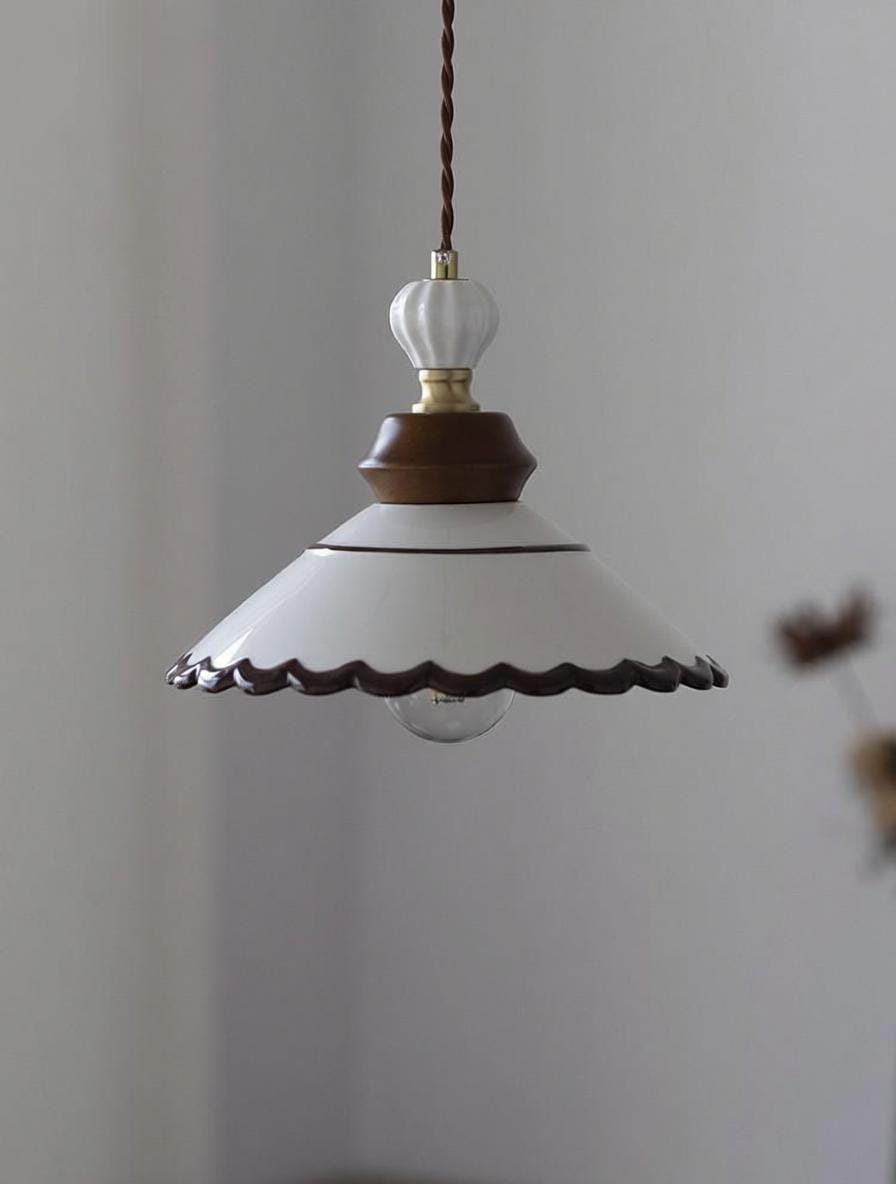 Vyrelia Une I Pendant Light - Detail View #4 | HomeCartel