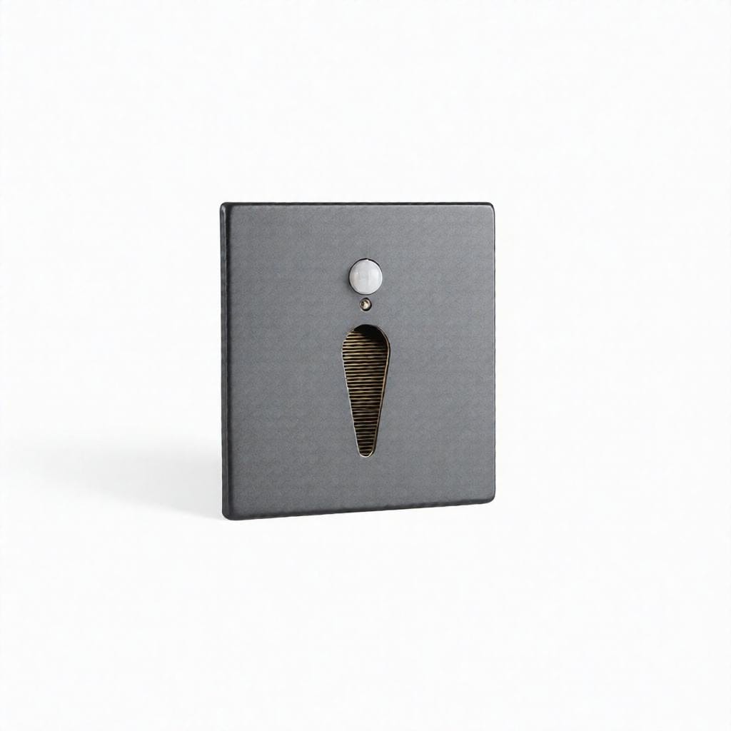 Harnavithrae | Indoor Step Light - Detail View #9 | HomeCartel