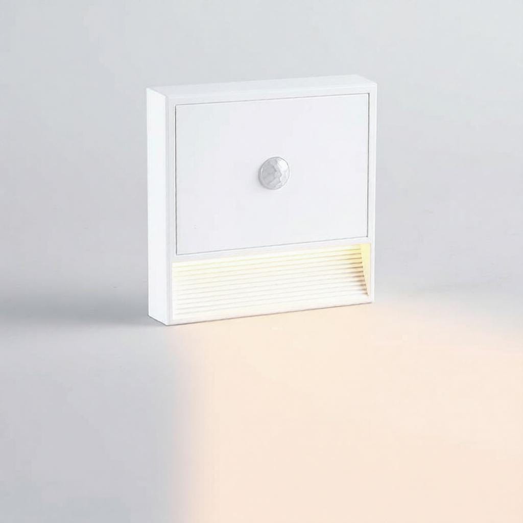 Quelmaris | Indoor Step Light - Detail View #2 | HomeCartel