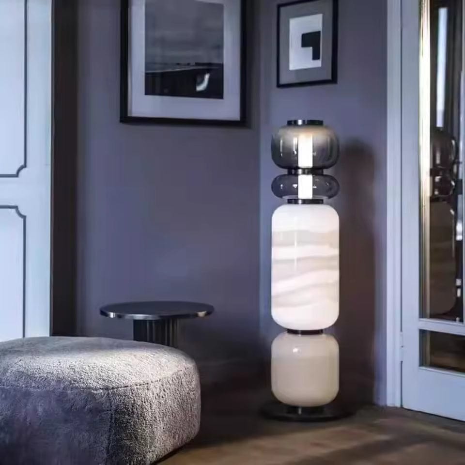 Tyvelon Trois | Floor Lamp - Detail View #3 | HomeCartel