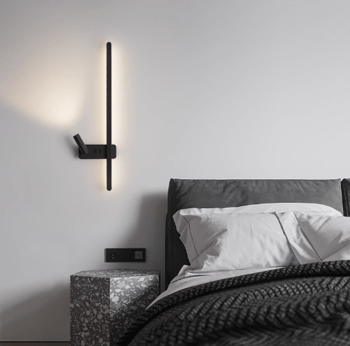 Draquess | Linear Wall Light - Detail View #2 | HomeCartel