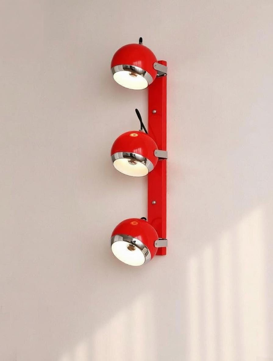 Vorilune Deux I Wall Light - Detail View #3 | HomeCartel