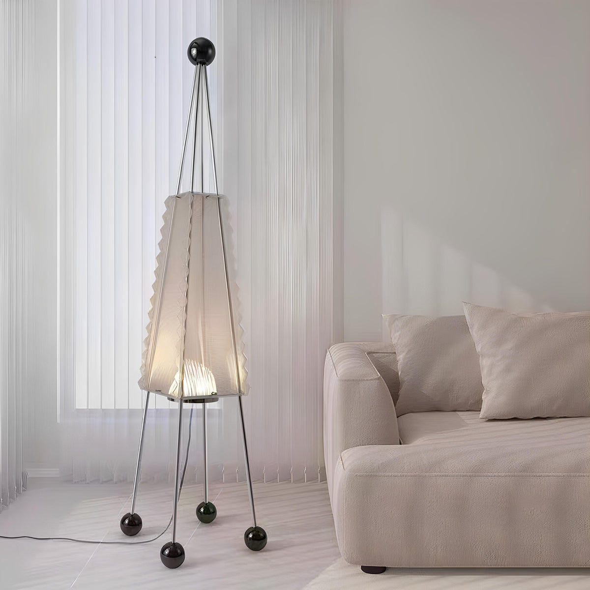 Rhalessa | Floor Lamp - Detail View #3 | HomeCartel