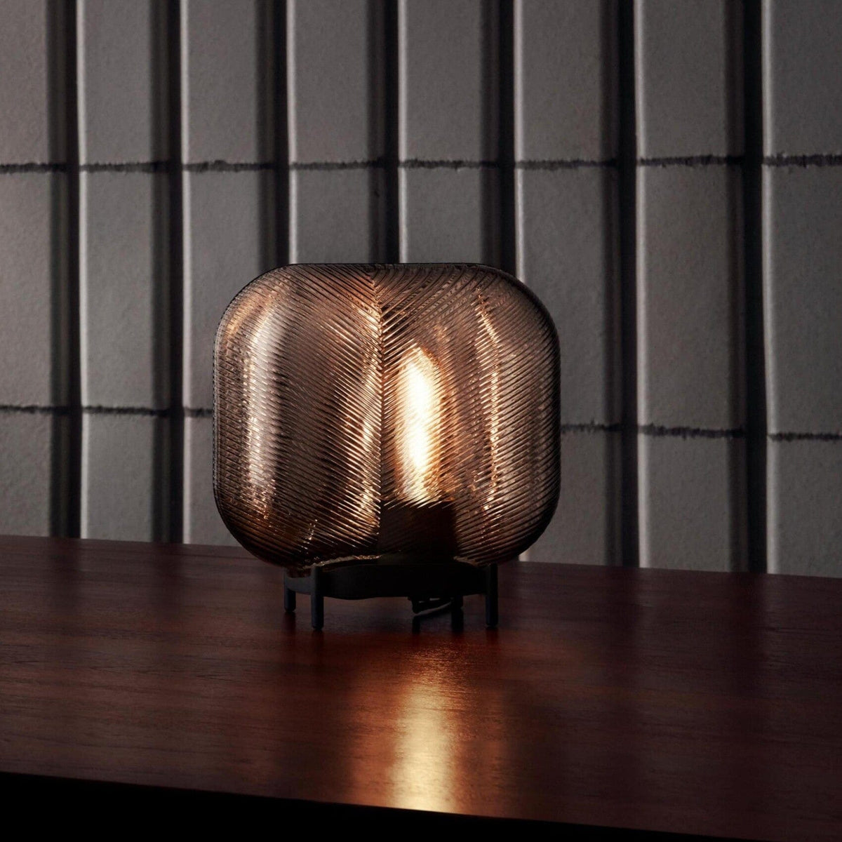 Duna | Table Lamp - Detail View #2 | HomeCartel