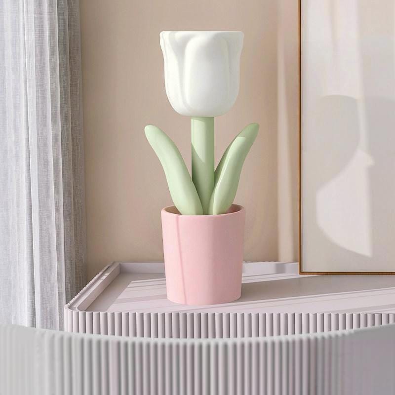 Myralyn Deux | Table Lamp - Detail View #2 | HomeCartel