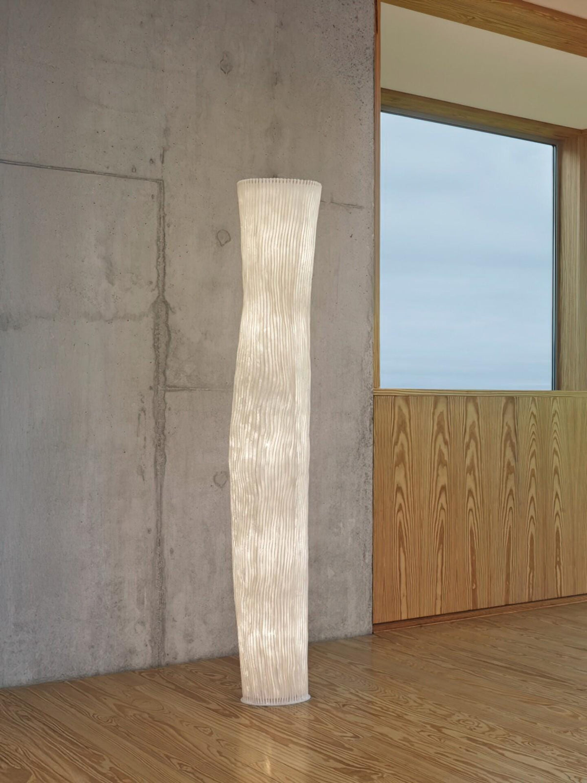 Vivarae | Floor Lamp - Detail View #3 | HomeCartel