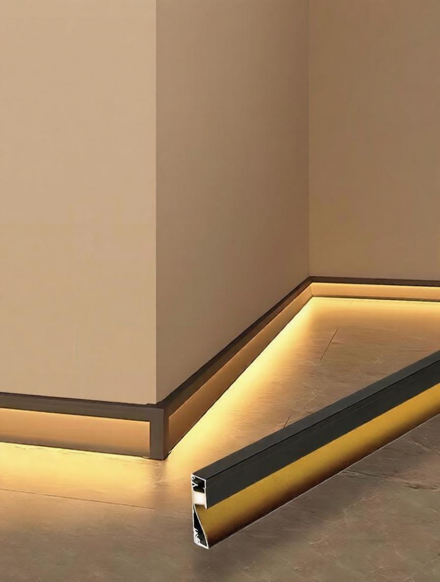 Ysolvenora | Indoor Step Light - Detail View #2 | HomeCartel