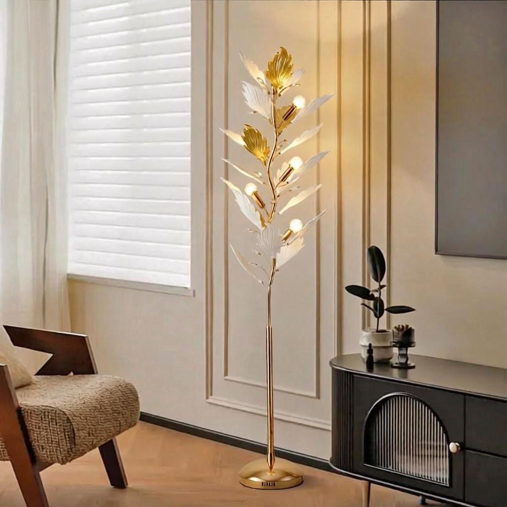 Tyliss I Crystal Floor Lamp - Detail View #3 | HomeCartel