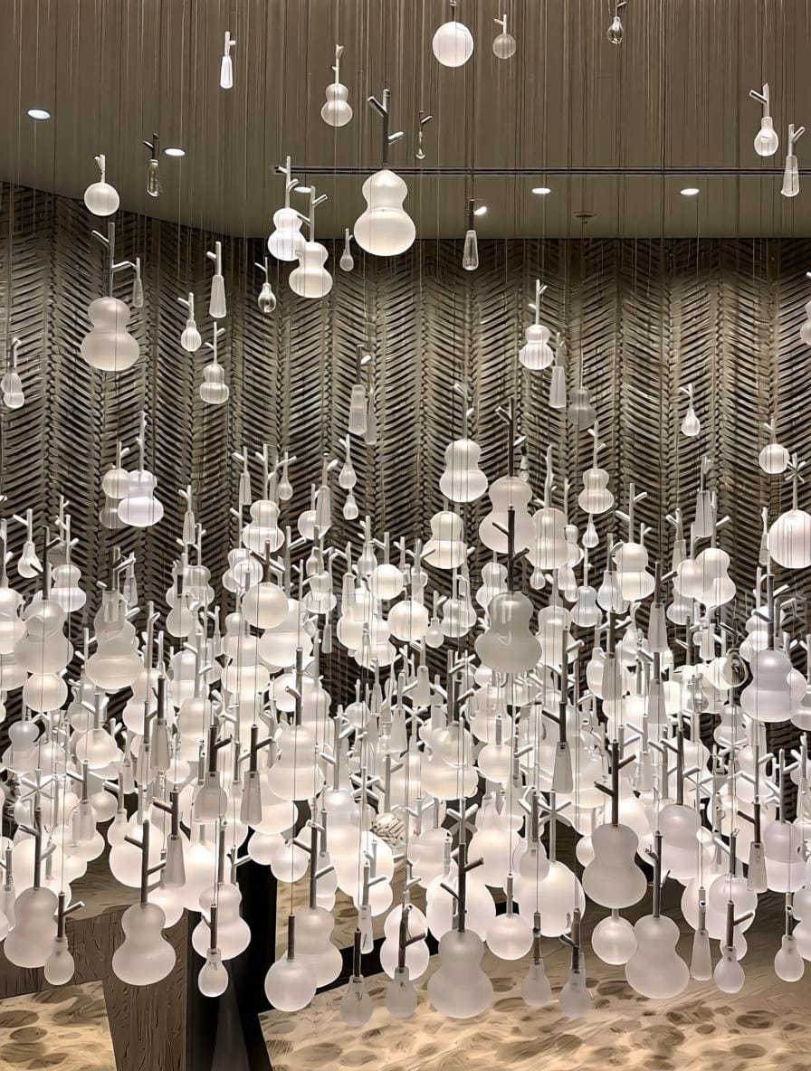 Tarynthra I Cluster Chandelier - Detail View #3 | HomeCartel