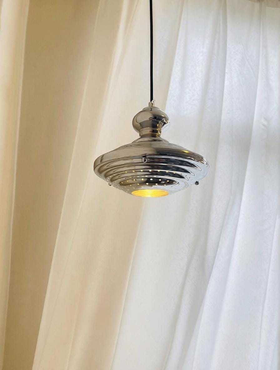Vynsele | Pendant Light - Detail View #4 | HomeCartel