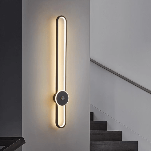 Vindrax Deux | Linear Wall Light - Detail View #2 | HomeCartel