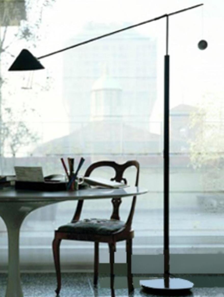 Sovello | Floor Lamp Swing Arm - Detail View #3 | HomeCartel