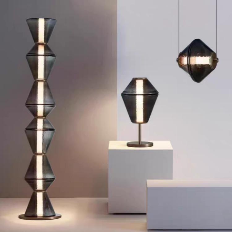 Avantea | Floor Lamp