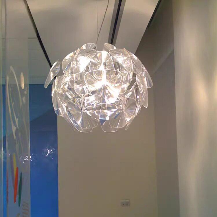 Gavalis | Pendant Light
