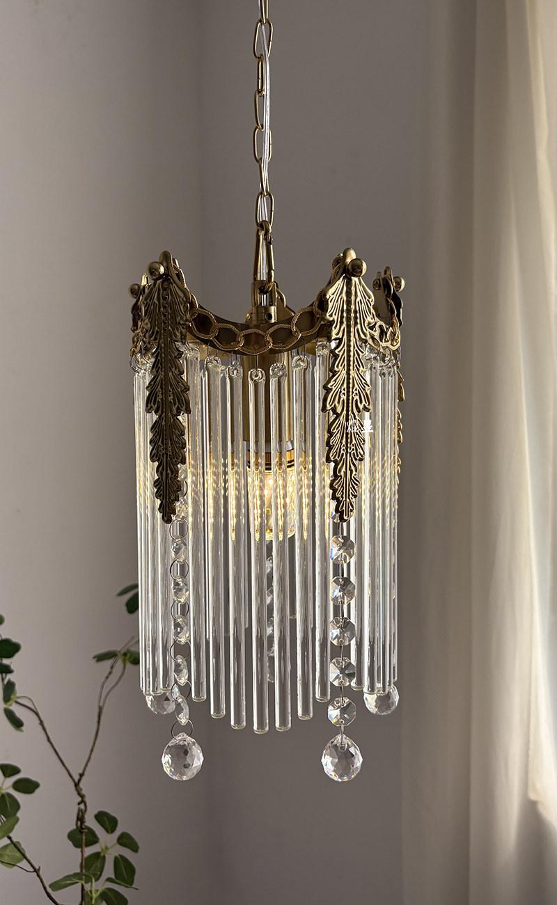 Amoretti | Chandelier