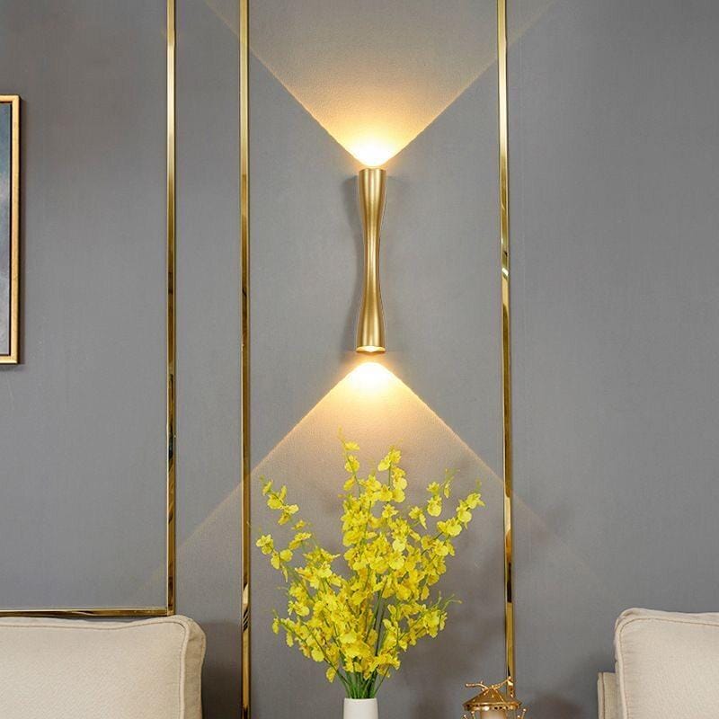 Elovra | Wall Light