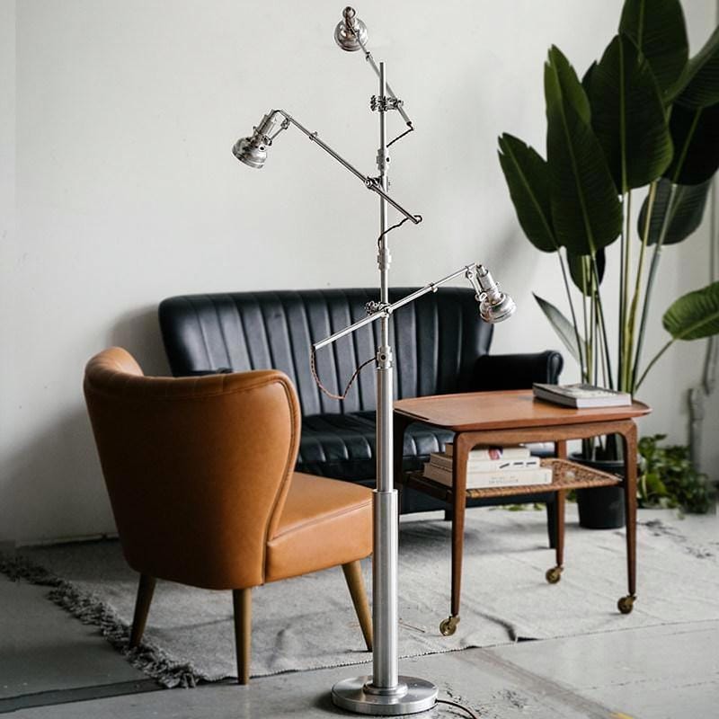 Orvellan | Floor Lamp Swing Arm - Detail View #3 | HomeCartel