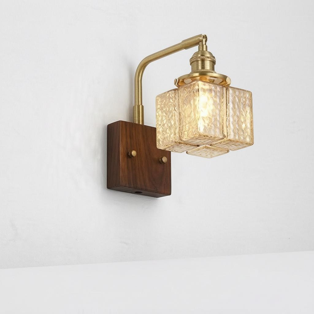 Calvora | Wall Light