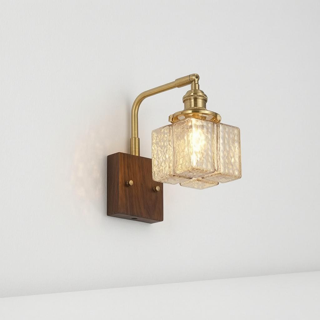 Calvora | Wall Light