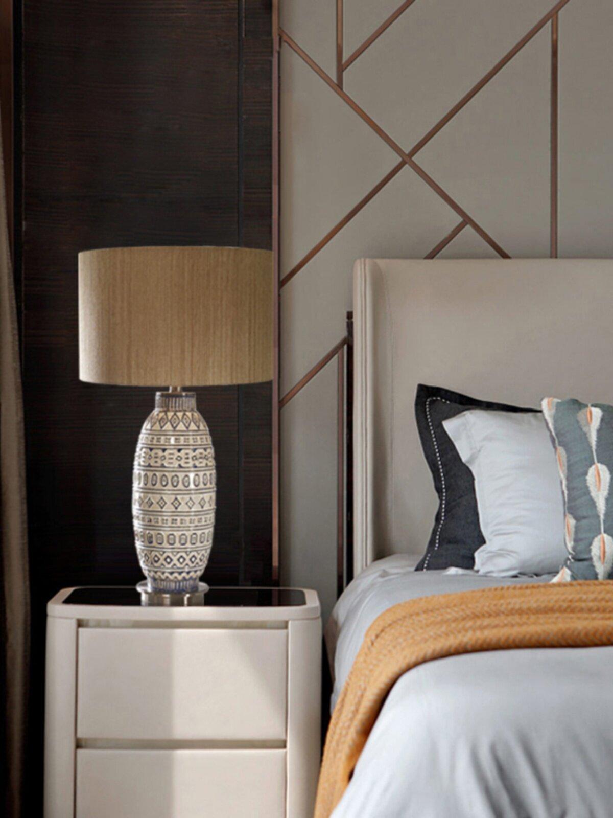 Estello | Table Lamp