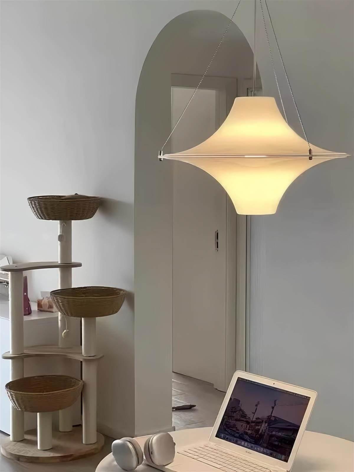 Fionnae | Pendant Light