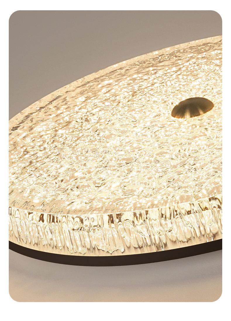 Eovian | Flush Mounted Ceiling Light