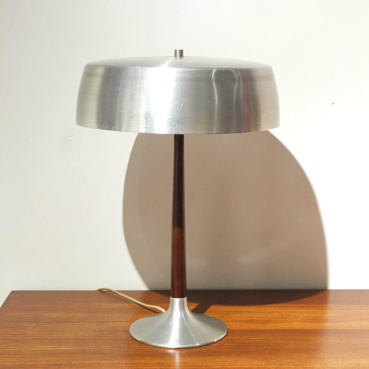 Avelis | Table Lamp