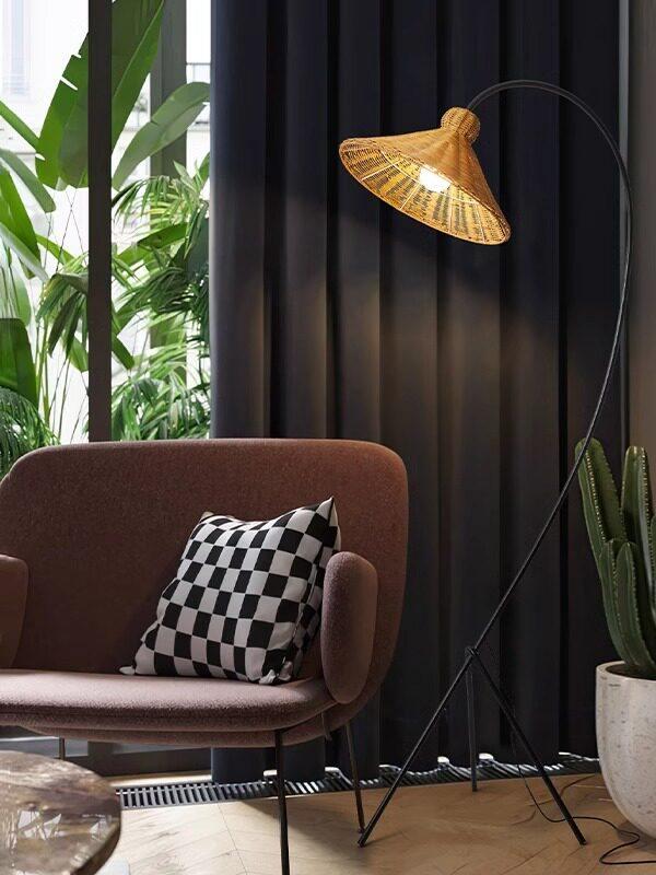 Avenel | Floor Lamp