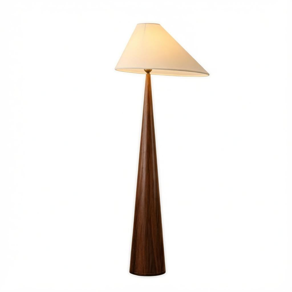 Iverle | Floor Lamp