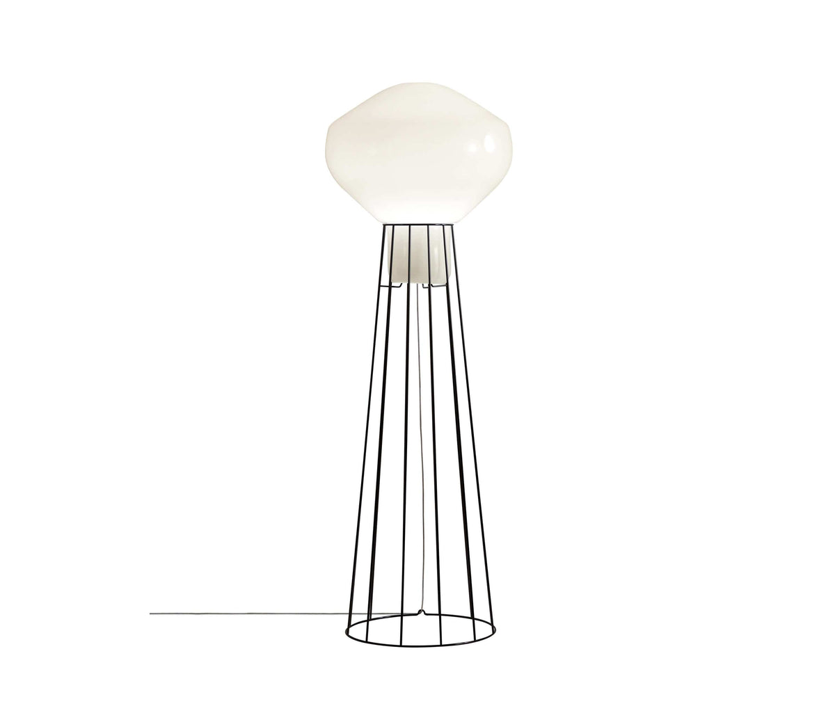 Brynjar Deux | Modern Floor Lamp - Detail View #9 | HomeCartel