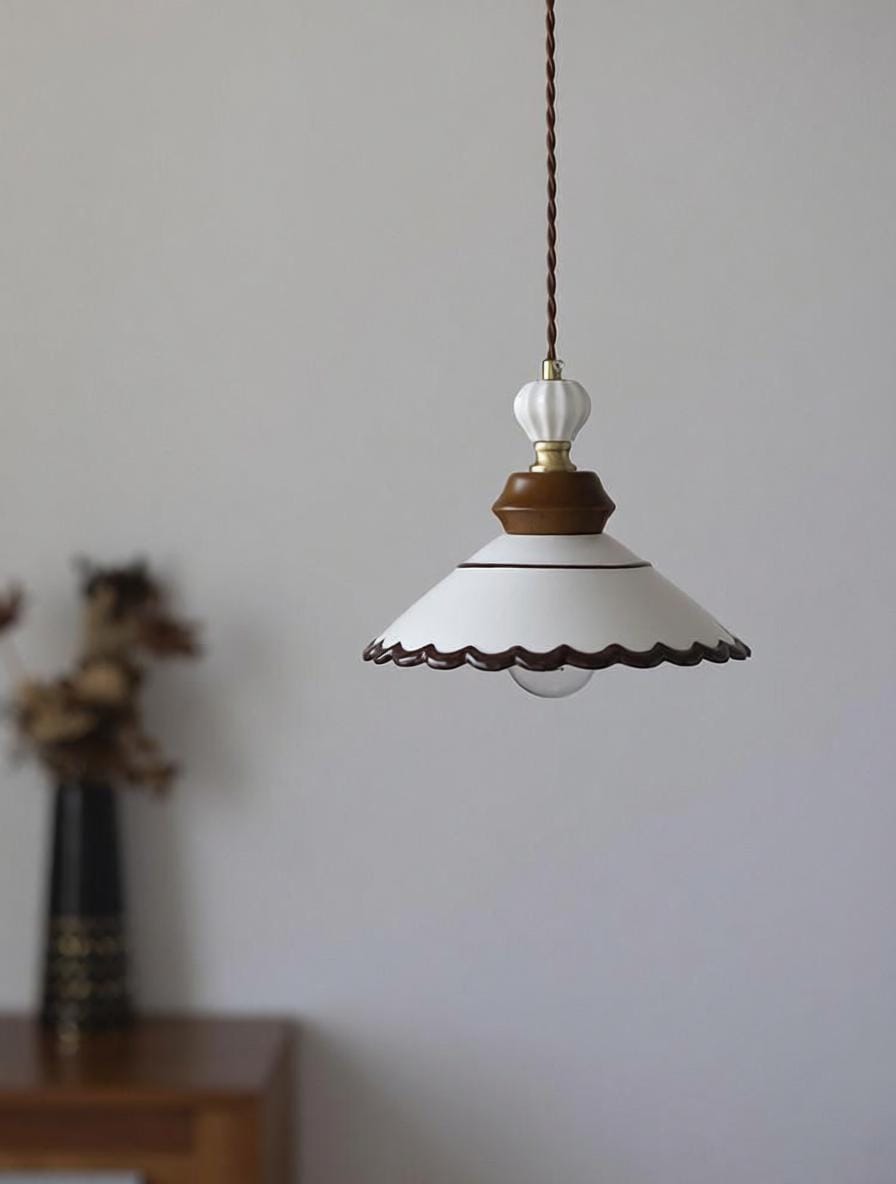 Vyrelia Une I Pendant Light - Detail View #2 | HomeCartel
