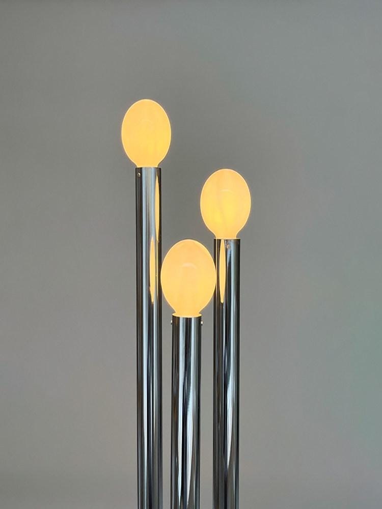 Ulvenelle A | Floor Lamp - Detail View #3 | HomeCartel