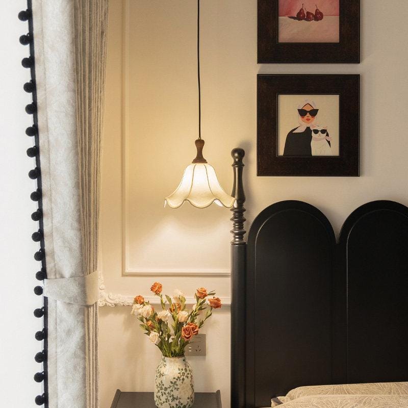 Daelunra I Pendant Light - Detail View #2 | HomeCartel