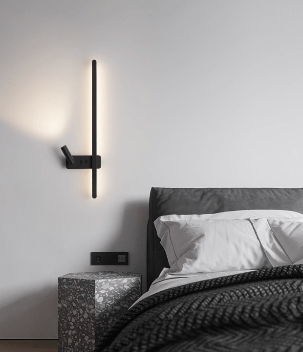 Draquess | Linear Wall Light - Detail View #4 | HomeCartel