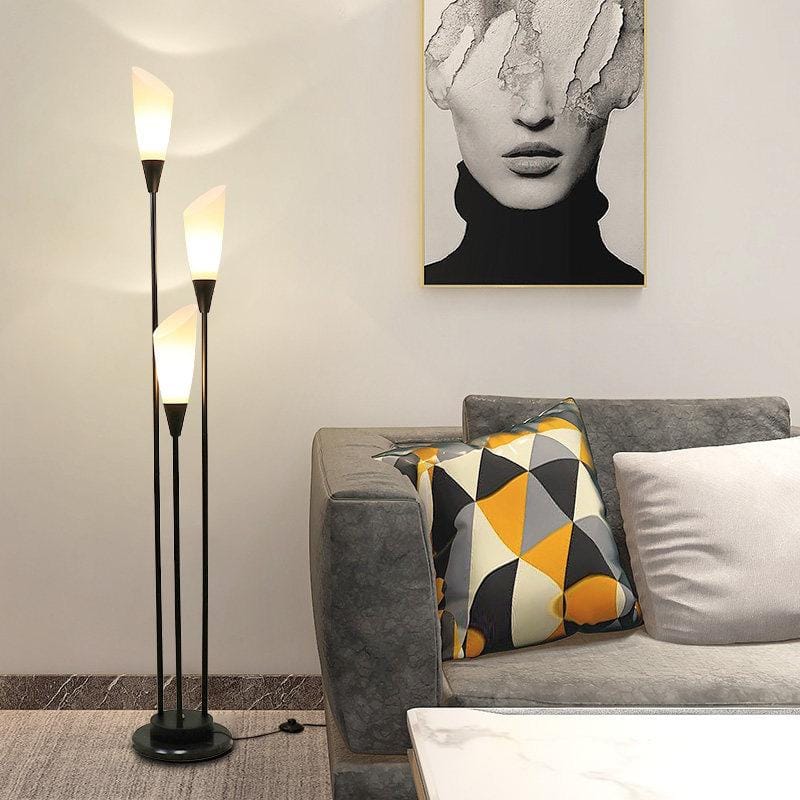 Haulcy | Floor Lamp - Detail View #2 | HomeCartel