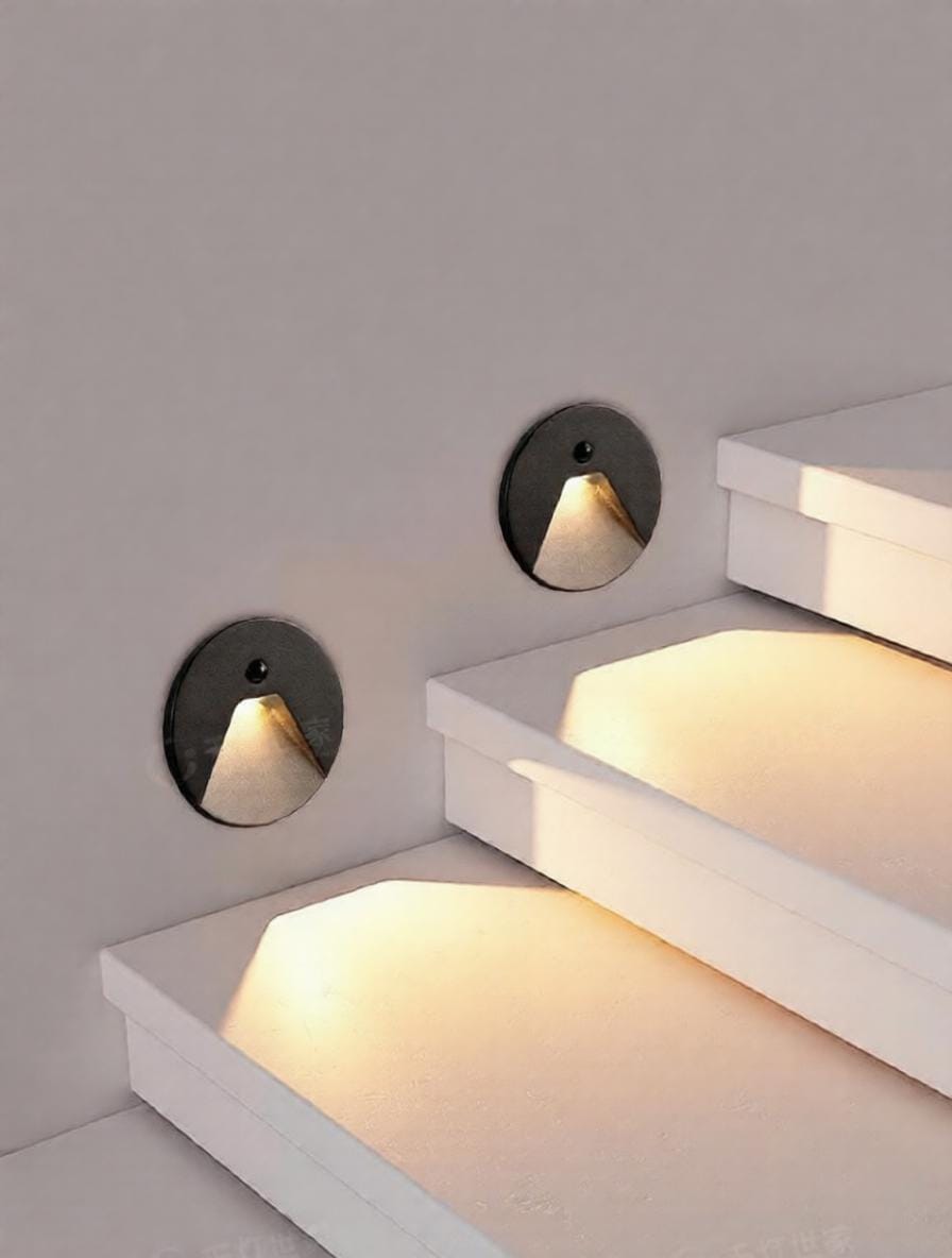 Drynvaliryn | Indoor Step Light - Detail View #4 | HomeCartel