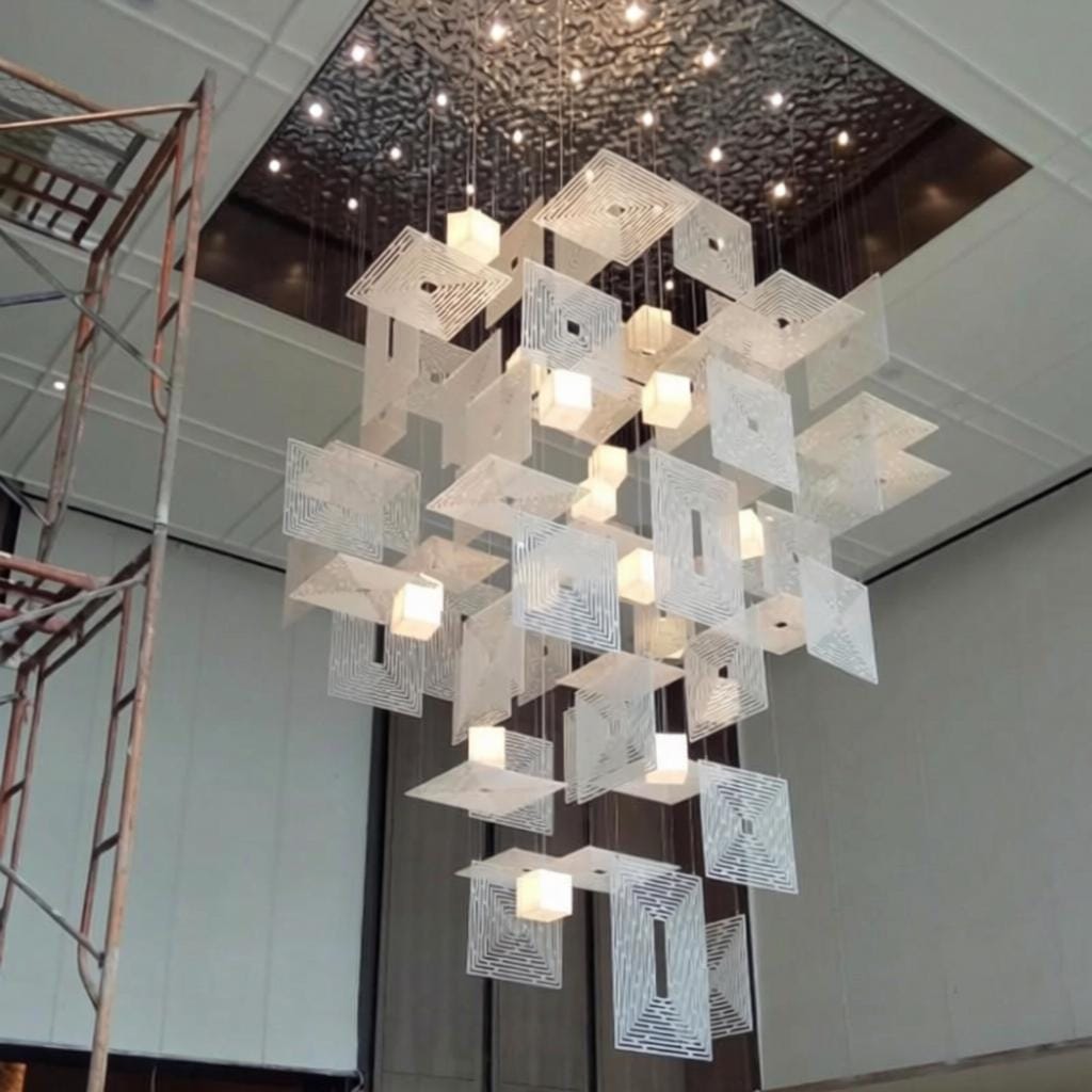 Lyndryn I Cluster Chandelier - Detail View #2 | HomeCartel