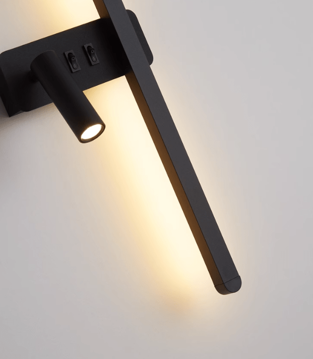 Draquess | Linear Wall Light - Detail View #5 | HomeCartel