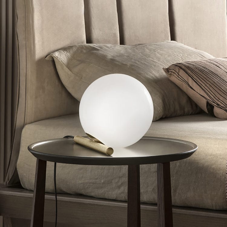 Avery | Modern Table Lamp
