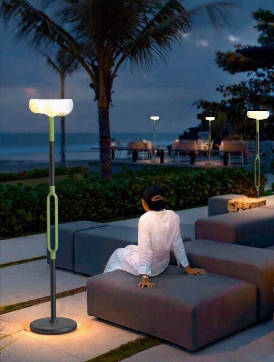 Luntherin Une | Outdoor Table Lamp - Detail View #5 | HomeCartel