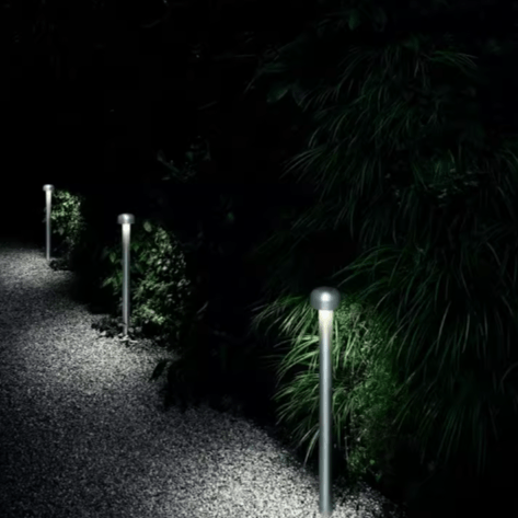 Brianne | Pathway Light - Detail View #2 | HomeCartel
