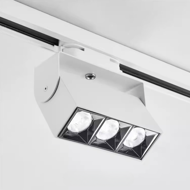 Kalel | Linear Spotlight - Detail View #3 | HomeCartel