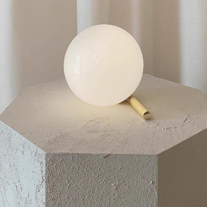 Avery Deux | Modern Table Lamp - Home Cartel ®
