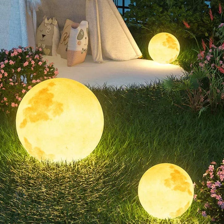 Laluna | Outdoor Patio Light - Modern ARCHITECTURAL OUTDOOR | HomeCartel Philippines