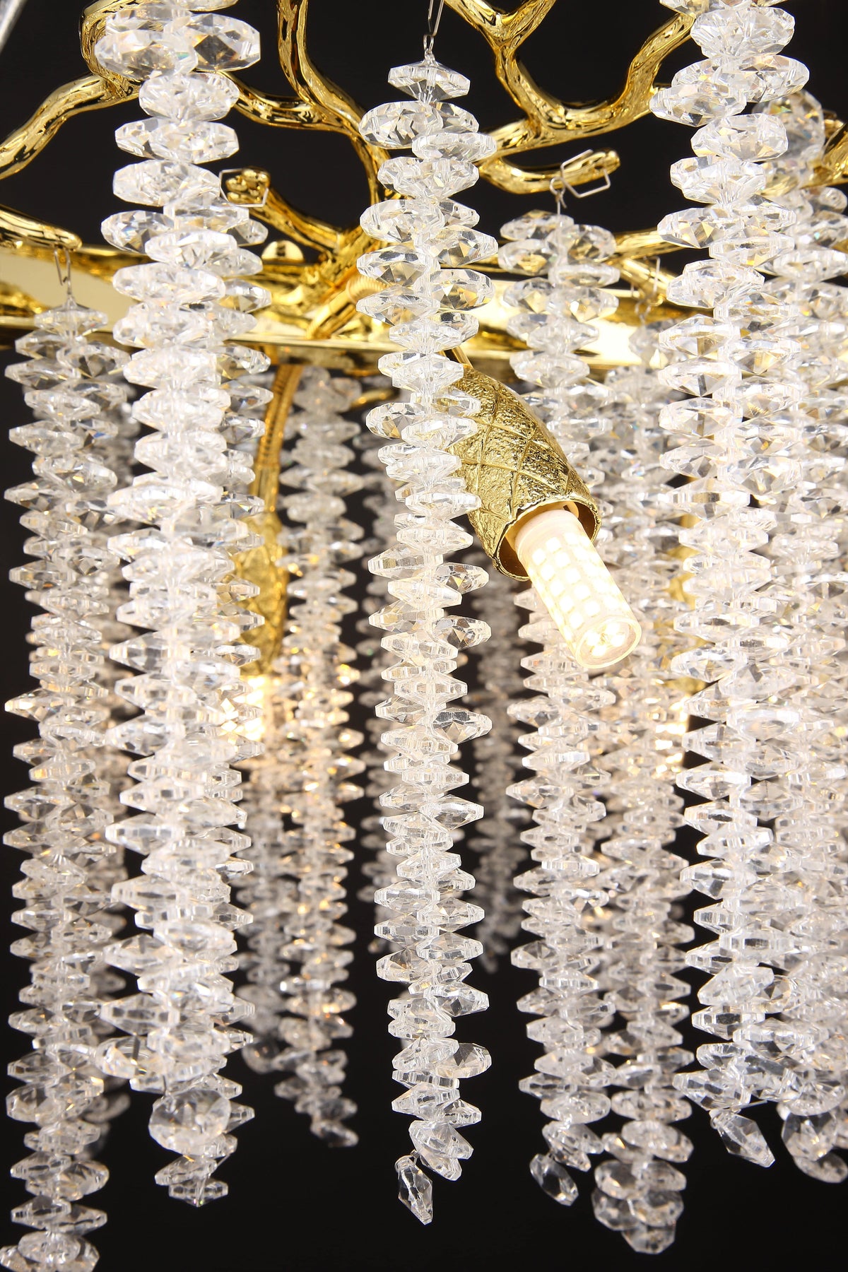 Magnolia Une | Modern Chandelier - Home Cartel ®