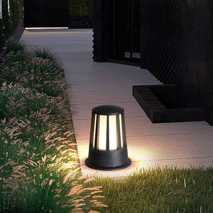Poya | Outdoor Pathway Light - Detail View #2 | HomeCartel