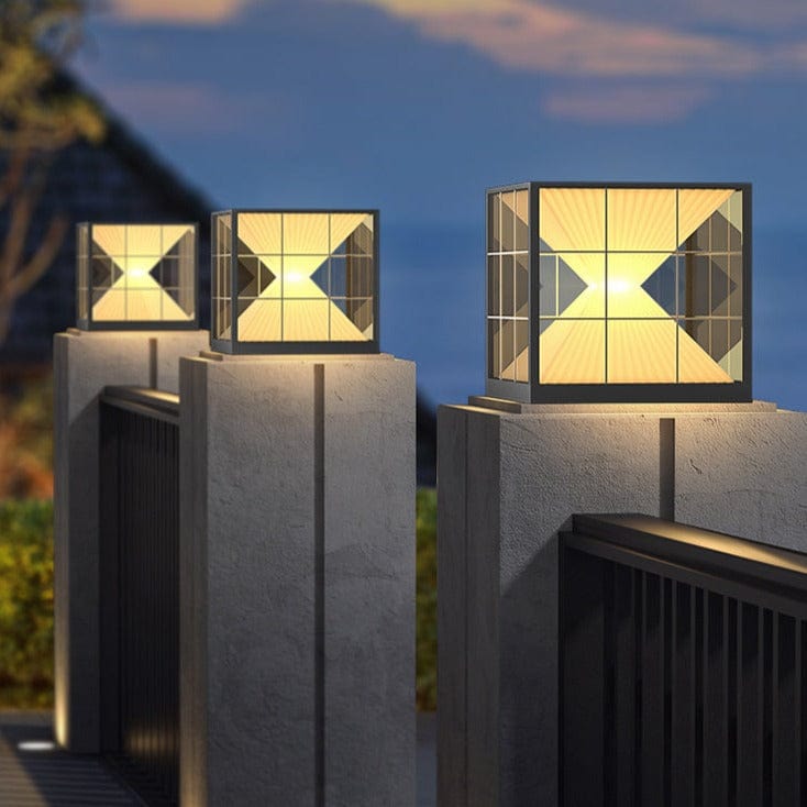 Zalo | Oudoor Pillar Lamp - Detail View #2 | HomeCartel