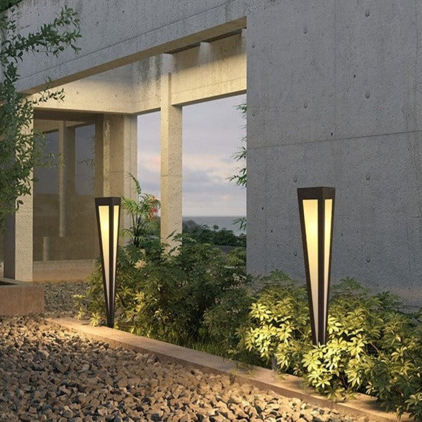 Kaylie | Outdoor Pathway Light - Detail View #5 | HomeCartel