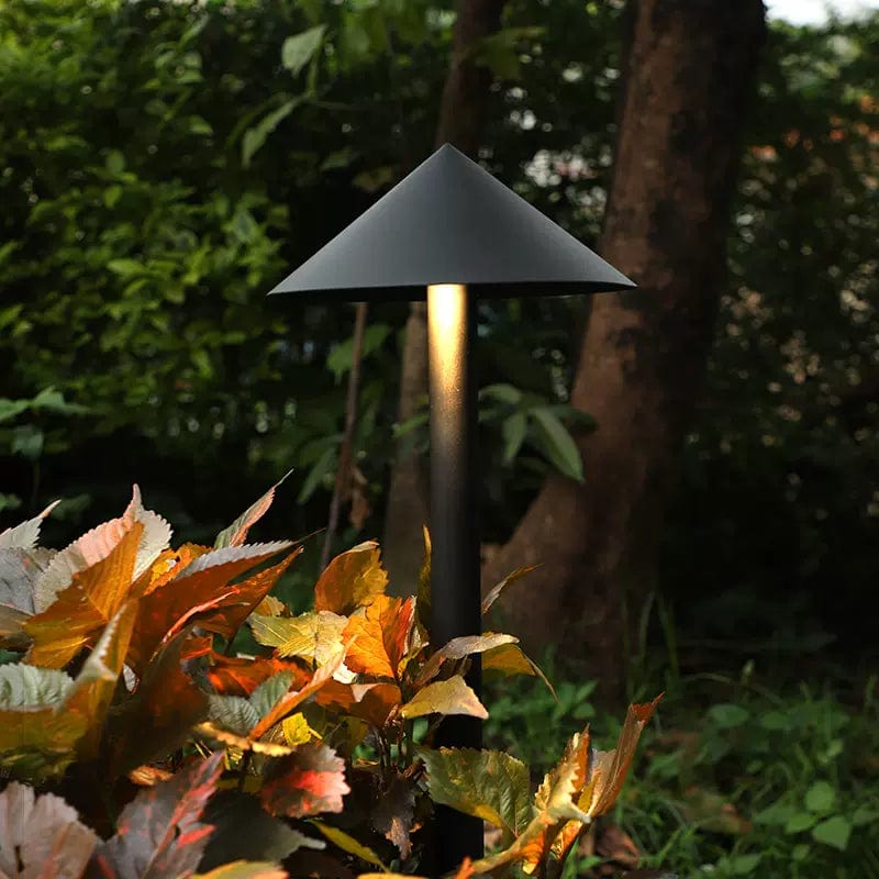 Priscila | Outdoor Pathway Light - Home Cartel ®